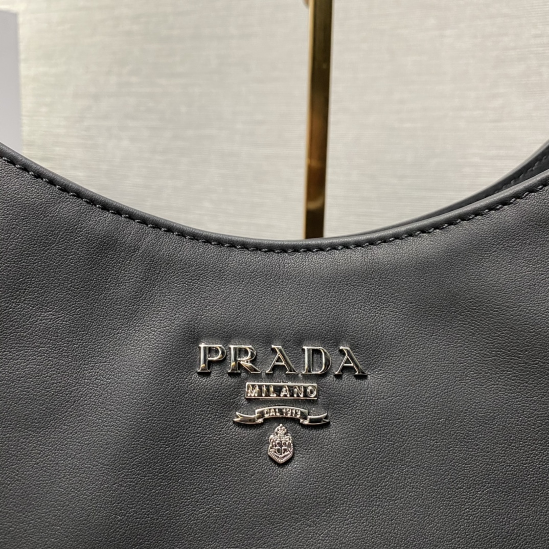 Prada Leather Handbag Tote Bag Shoulder Bag Black 1BA638  